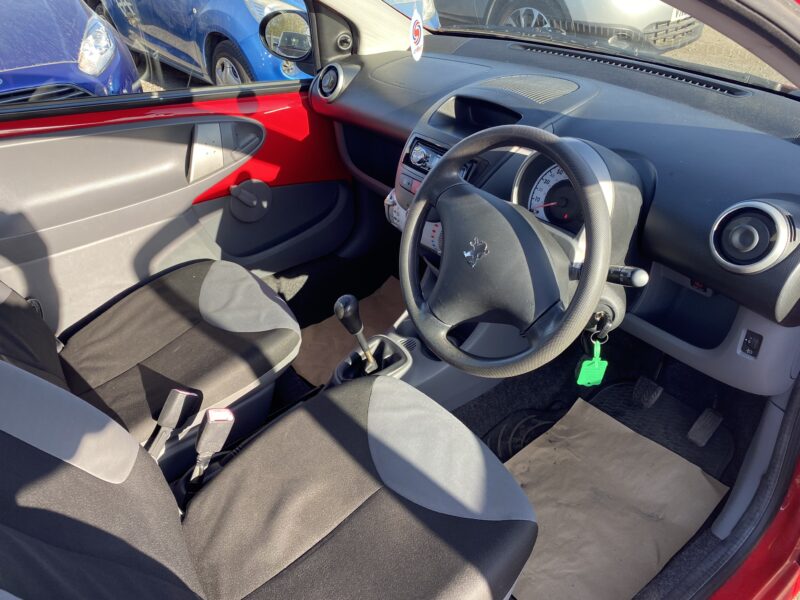 2009 Peugeot 107 1.0 Urban Lite 3dr HATCHBACK Petrol Manual