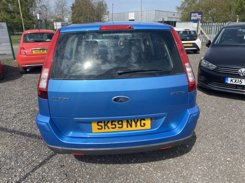 2009 Ford Fusion 1.4 Zetec 5dr [Climate] HATCHBACK Petrol