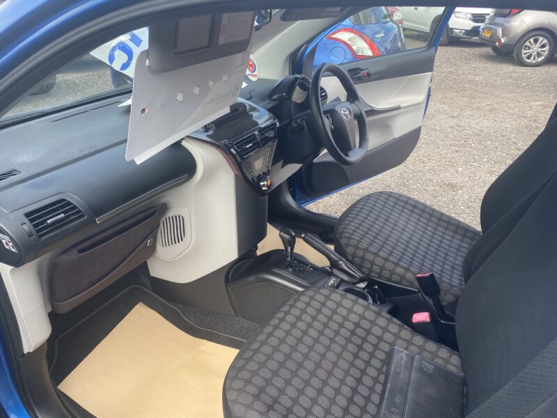 2011 Toyota IQ 1.0 VVT-i 2 3dr Multidrive HATCHBACK