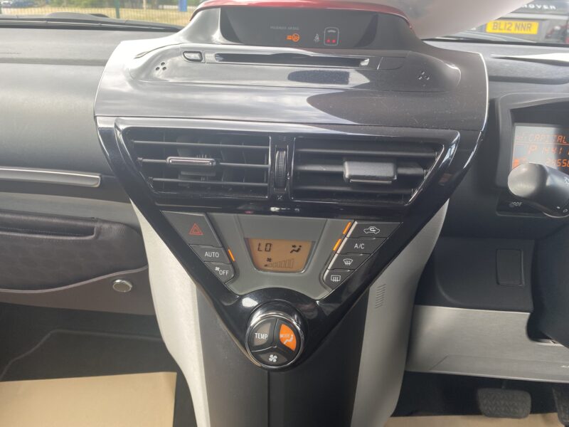 2011 Toyota IQ 1.0 VVT-i 2 3dr Multidrive HATCHBACK