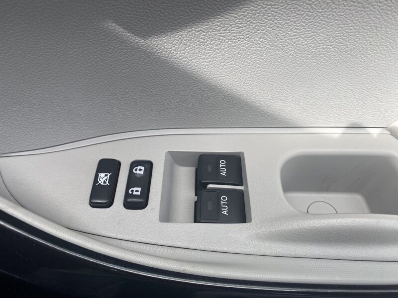 2011 Toyota IQ 1.0 VVT-i 2 3dr Multidrive HATCHBACK