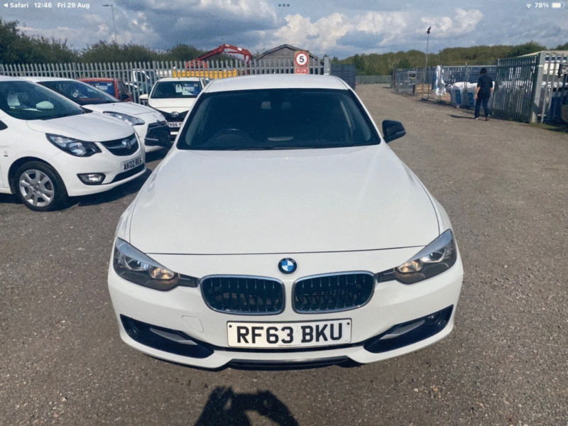 2014 BMW 320d Sport . Spares or repairs only.