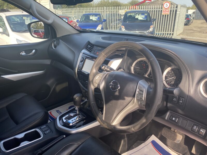 2018 Nissan Navara Double Cab Pick Up Tekna 2.3dCi 190 4WD Auto PICK UP