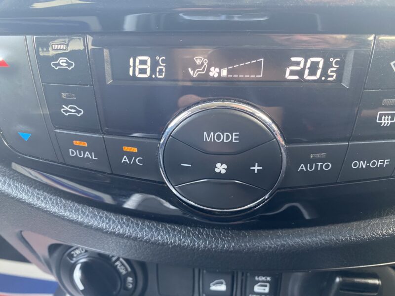 2018 Nissan Navara Double Cab Pick Up Tekna 2.3dCi 190 4WD Auto PICK UP
