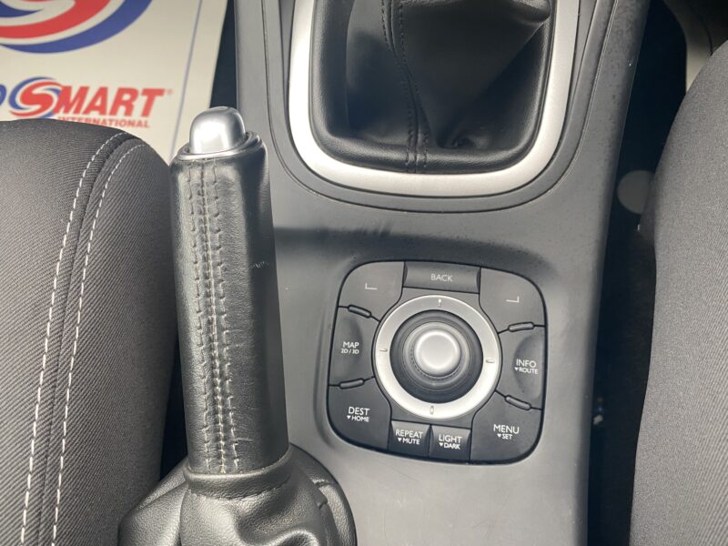 2011 Renault Megane 1.5 dCi 110 Dynamique TomTom 5dr