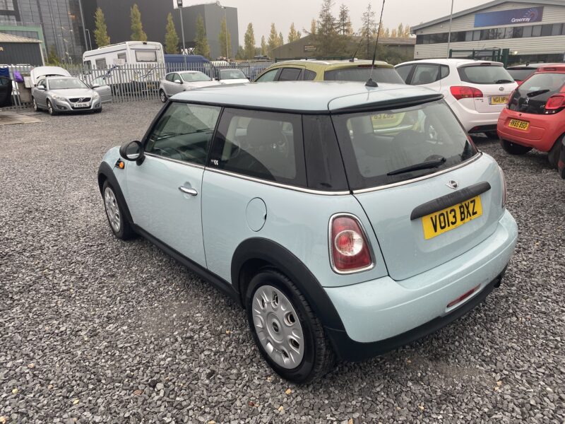 2013 MINI Hatch 1.6 First 3dr HATCHBACK Petrol Manual