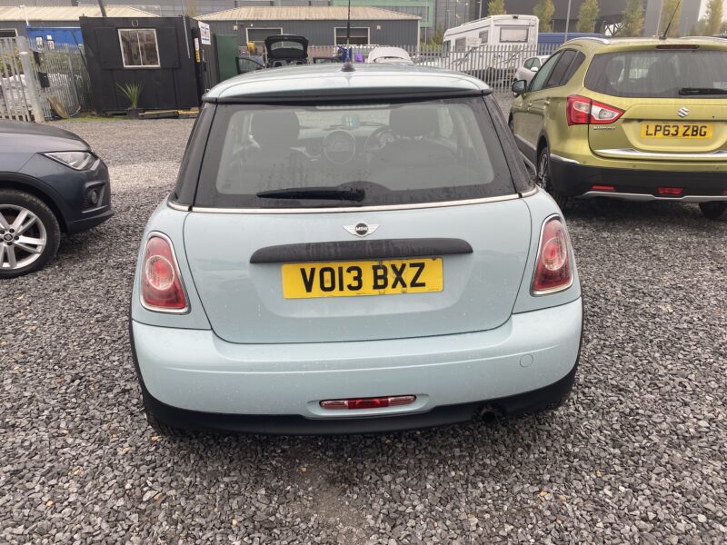 2013 MINI Hatch 1.6 First 3dr HATCHBACK Petrol Manual