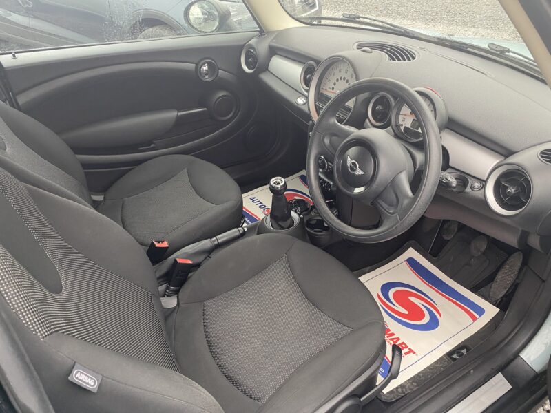 2013 MINI Hatch 1.6 First 3dr HATCHBACK Petrol Manual